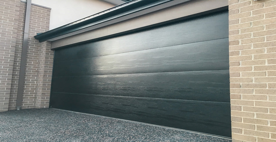 Nullarbor Panel Lift Icon garage door by B&D