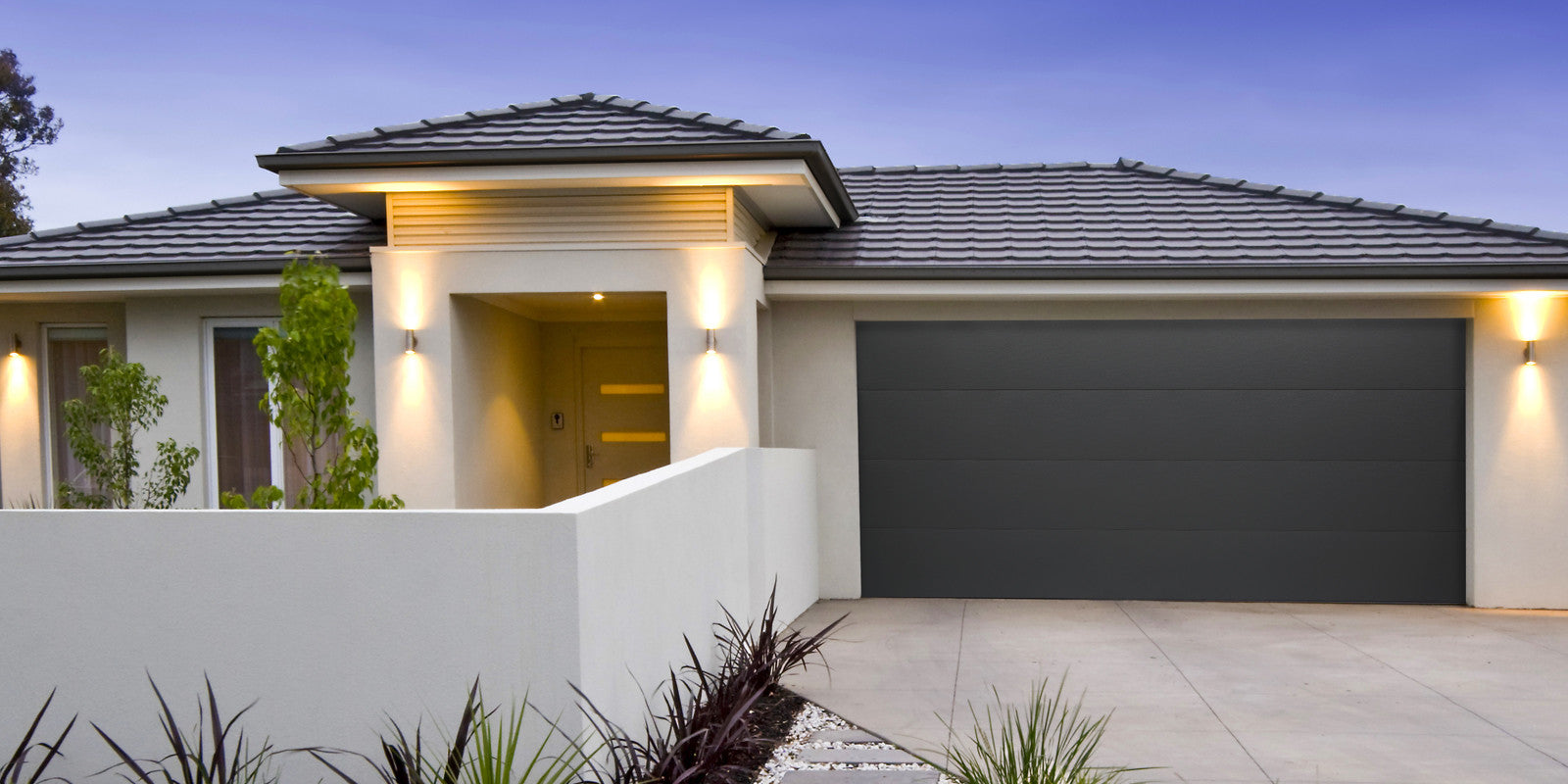 Sectional 6 panel Door - 2760-3000mm high,  With Merlin 3800MQ side Lift Auto